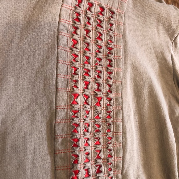 EUC cowl neck kangaroo pocket cozy sweatshirt small medium embroidery - Picture 2 of 6